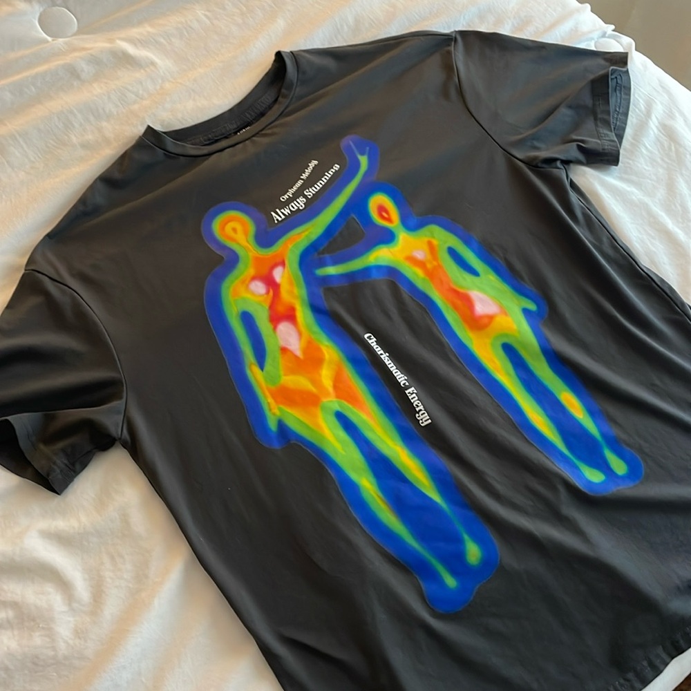 Graphic t shirt